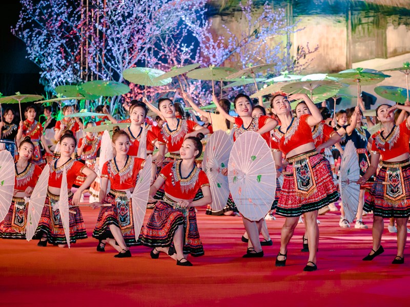 Khai mạc Ngày Hội văn hóa dân tộc Mông lần III năm 2021: Tôn vinh văn hóa của một dân tộc giàu truyền thống - Anh 9