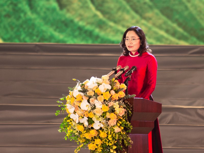 Khai mạc Ngày Hội văn hóa dân tộc Mông lần III năm 2021: Tôn vinh văn hóa của một dân tộc giàu truyền thống - Anh 3