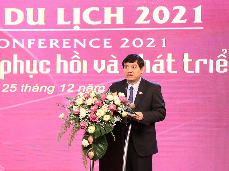 Cấp bách cứu ngành Du lịch đang 