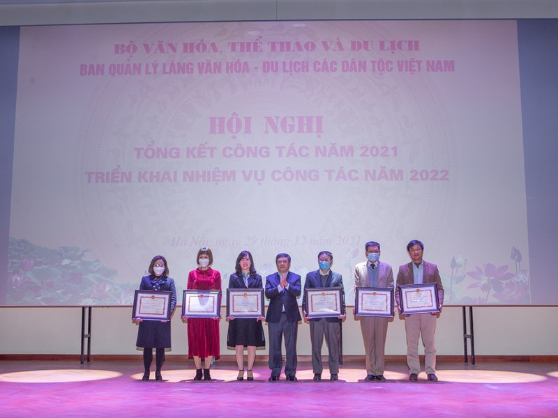 Làng Văn hoá - Du lịch các dân tộc Việt Nam cần nâng cao chất lượng dịch vụ để thu hút du khách - Anh 3