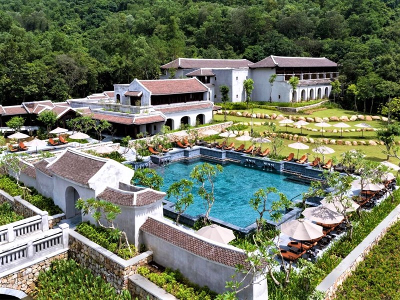 Quảng Ninh đặt mục tiêu phấn đấu đón trên 9,5 triệu lượt khách - Anh 3