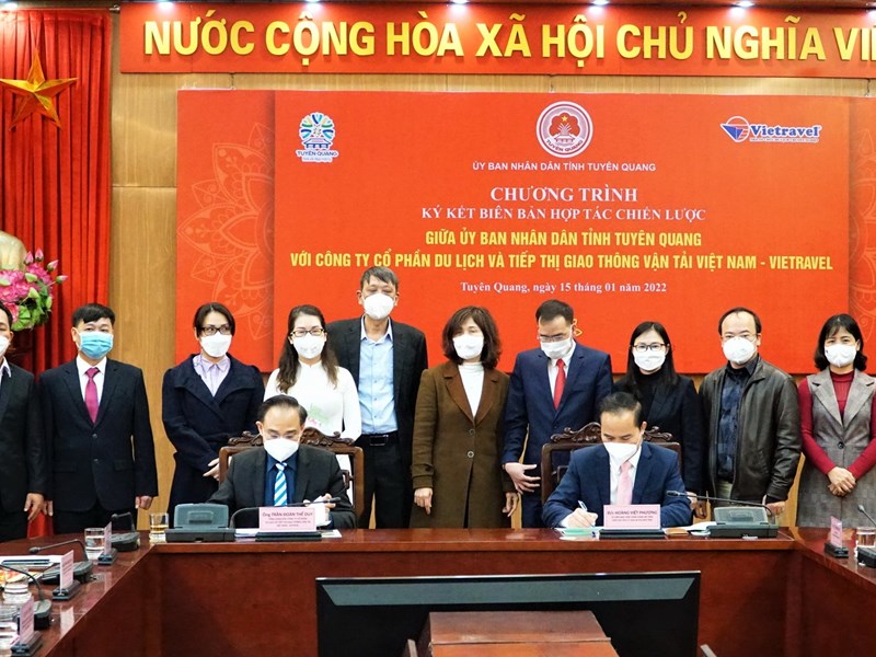 Hợp tác đưa du lịch Tuyên Quang thành điểm đến an toàn, hấp dẫn - Anh 1
