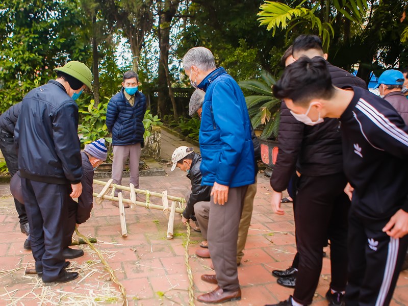 Nam Định: Người dân Thanh Khê háo hức dựng đu Tết - Anh 7