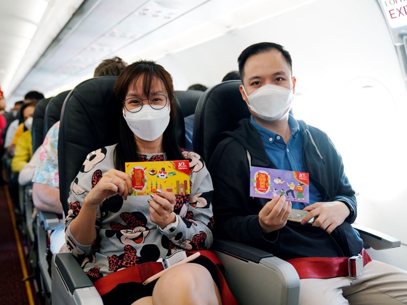 Du khách nhộn nhịp trên các đường tour du xuân - Anh 6