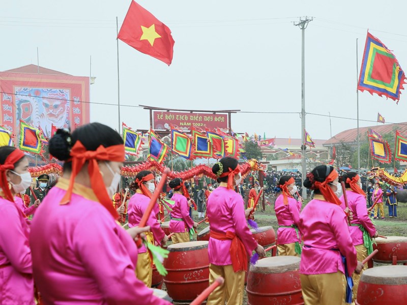 Chủ tịch nước Nguyễn Xuân Phúc dự Lễ hội Tịch điền - Anh 10