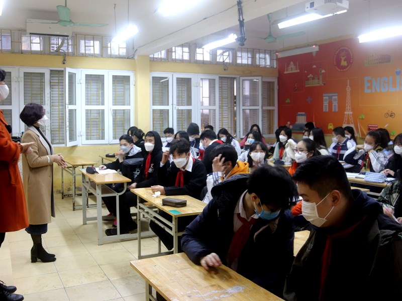 Học sinh Hà Nội háo hức trở lại trường - Anh 2