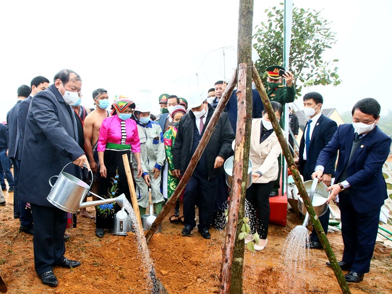 Chủ tịch nước: Nền văn hiến kỳ vĩ của dân tộc Việt Nam được tạo nên bởi 54 dân tộc anh em đoàn kết, gắn bó với nhau - Anh 18