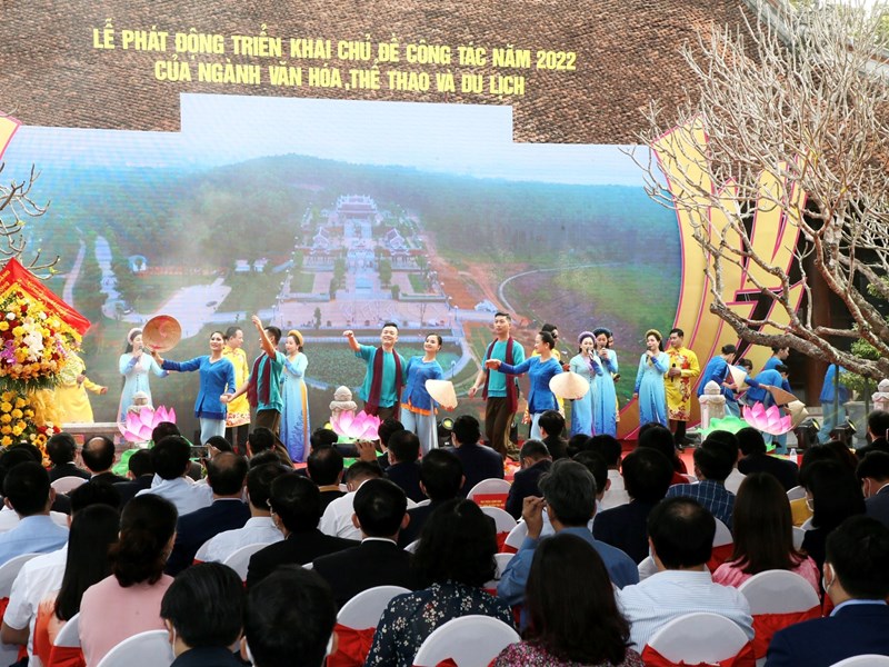 Lễ phát động triển khai chủ đề công tác năm 2022 của Ngành VHTTDL: Hoàn thiện nhân cách con người trong văn hóa và bằng văn hóa - Anh 8