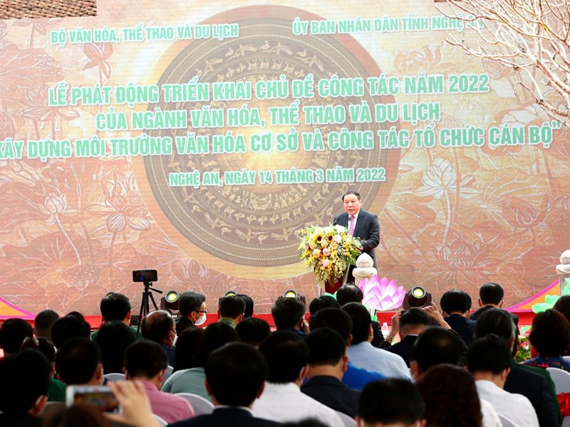 Lễ phát động triển khai chủ đề công tác năm 2022 của Ngành VHTTDL: Hoàn thiện nhân cách con người trong văn hóa và bằng văn hóa - Anh 3