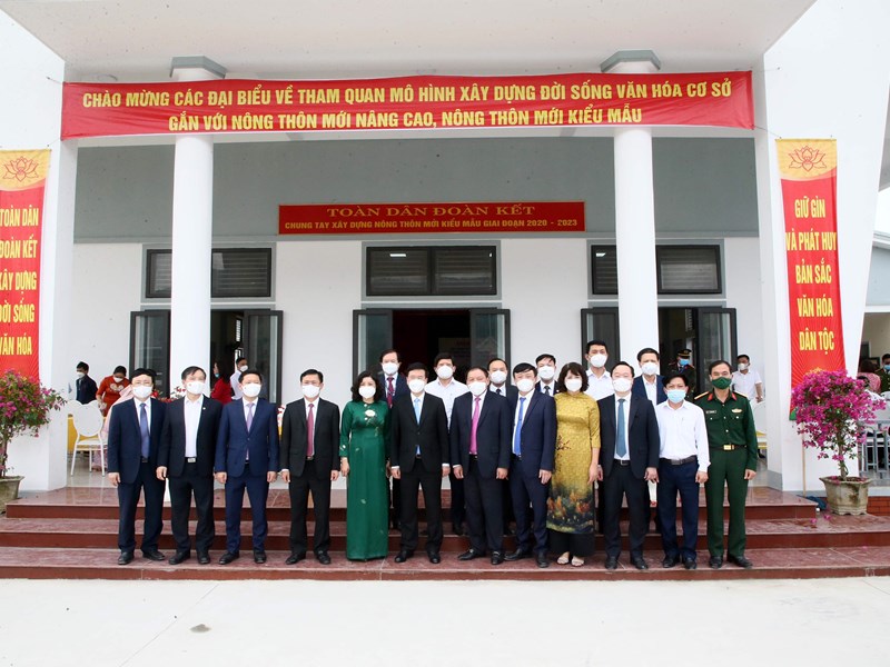 Giao lưu, tham quan mô hình xây dựng đời sống văn hóa cơ sở trên quê hương Bác - Anh 3