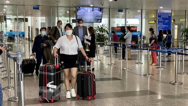 Chính thức mở cửa hoàn toàn hoạt động du lịch: Dấu mốc quan trọng để phục hồi du lịch - Anh 1