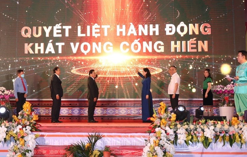 Triển khai công tác năm 2022 của ngành VHTTDL và Liên hoan Diễn xướng dân gian văn hóa các dân tộc khu vực Trường Sơn - Tây Nguyên - Anh 2