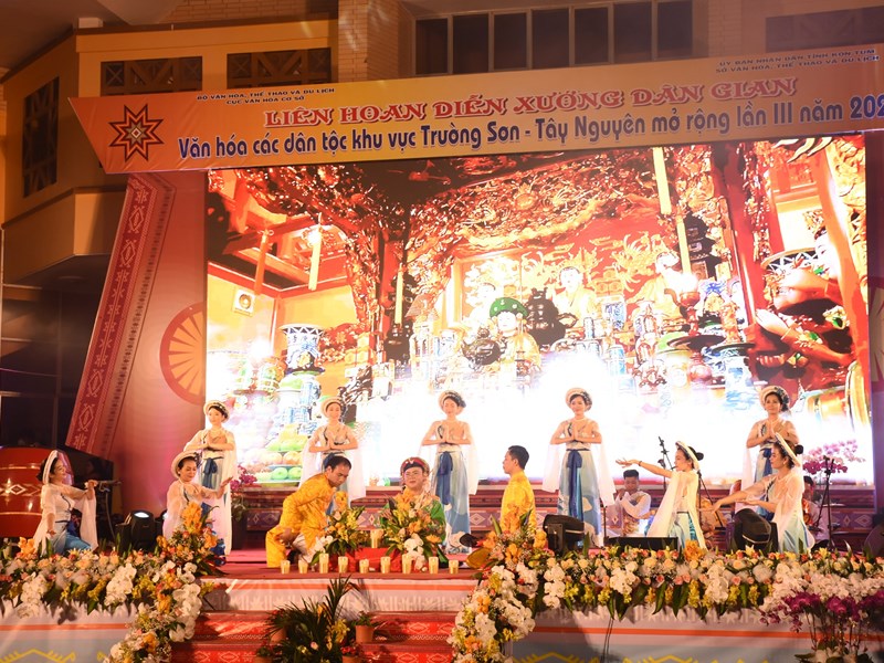 Triển khai công tác năm 2022 của ngành VHTTDL và Liên hoan Diễn xướng dân gian văn hóa các dân tộc khu vực Trường Sơn - Tây Nguyên - Anh 5