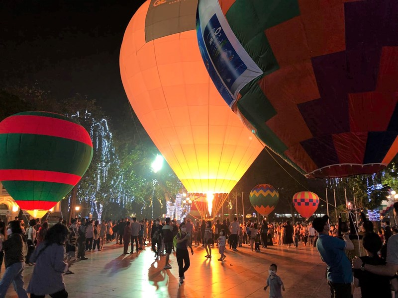 Du lịch Hà Nội chào 2022 - Get on Hanoi 2022 - Anh 1