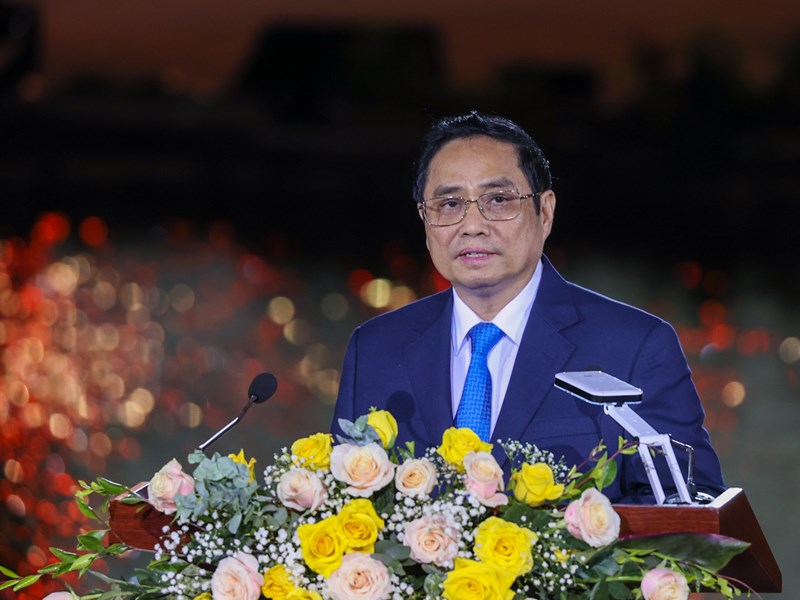 Thủ tướng: Lễ khai mạc Năm Du lịch quốc gia là sự kiện quan trọng, đánh dấu cho hoạt động mở cửa du lịch trở lại - Anh 1