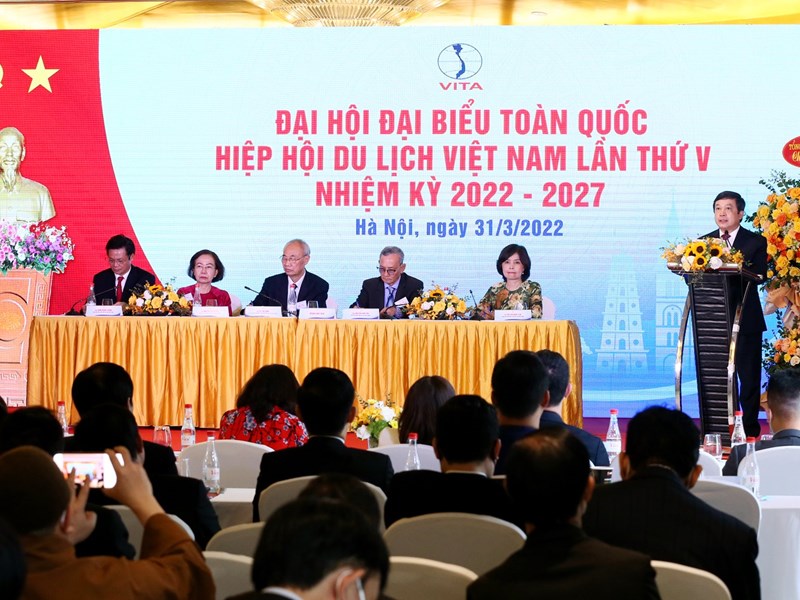 Ông Vũ Thế Bình là tân Chủ tịch Hiệp hội Du lịch Việt Nam - Anh 2