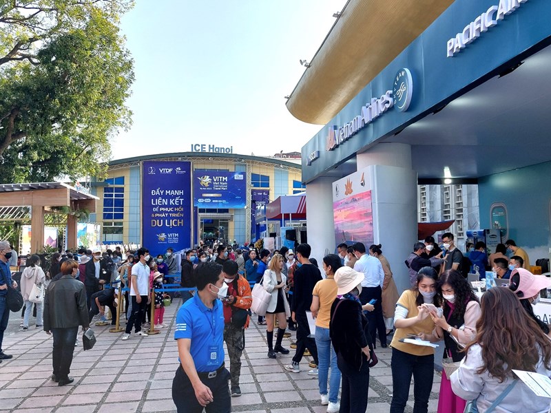 Hội chợ du lịch quốc tế Việt Nam- VITM 2022: Đông đến phút cuối - Anh 1
