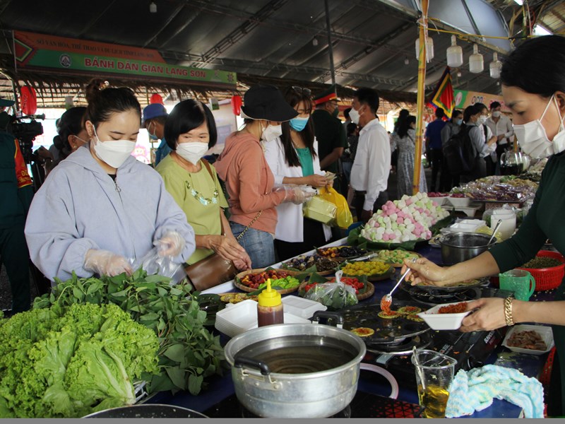 Tiếp tục thực hiện tốt chương trình hành động quốc gia về bảo tồn và phát huy nghệ thuật Đờn ca tài tử Nam Bộ - Anh 5
