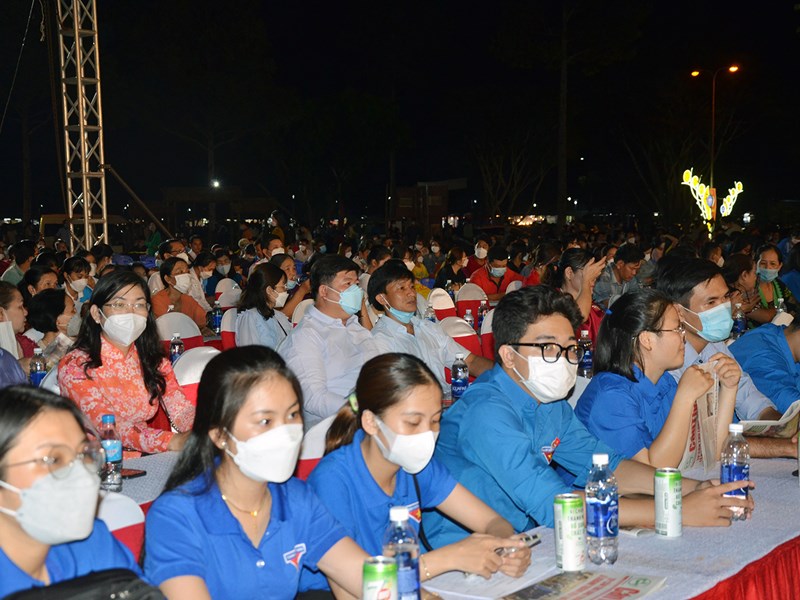 Tiếp tục thực hiện tốt chương trình hành động quốc gia về bảo tồn và phát huy nghệ thuật Đờn ca tài tử Nam Bộ - Anh 9