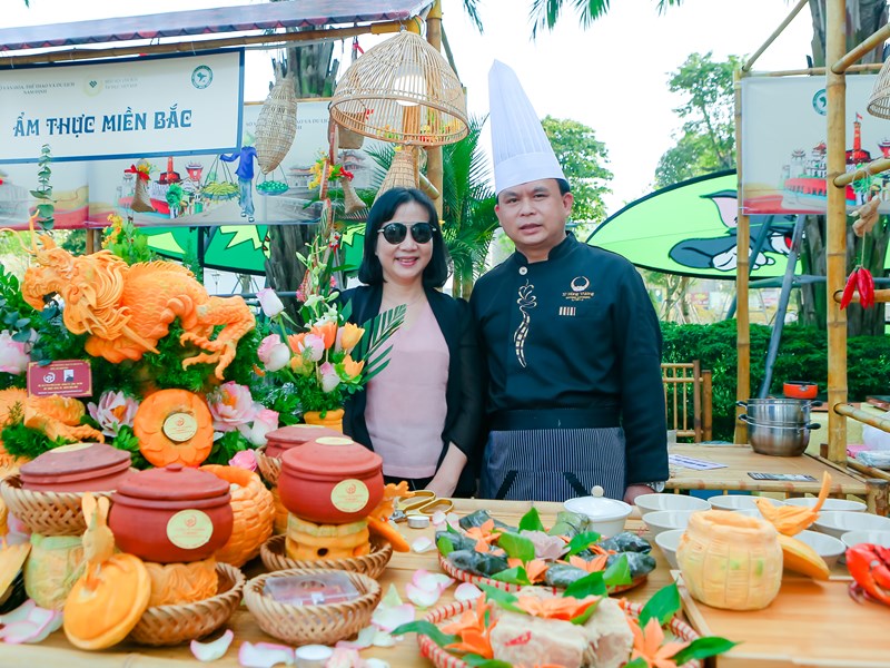 Độc đáo món cá lăng kho trà cổ thụ - Anh 3
