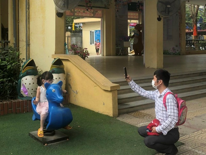 Mỗi ngày đến trường là một ngày vui - Anh 1