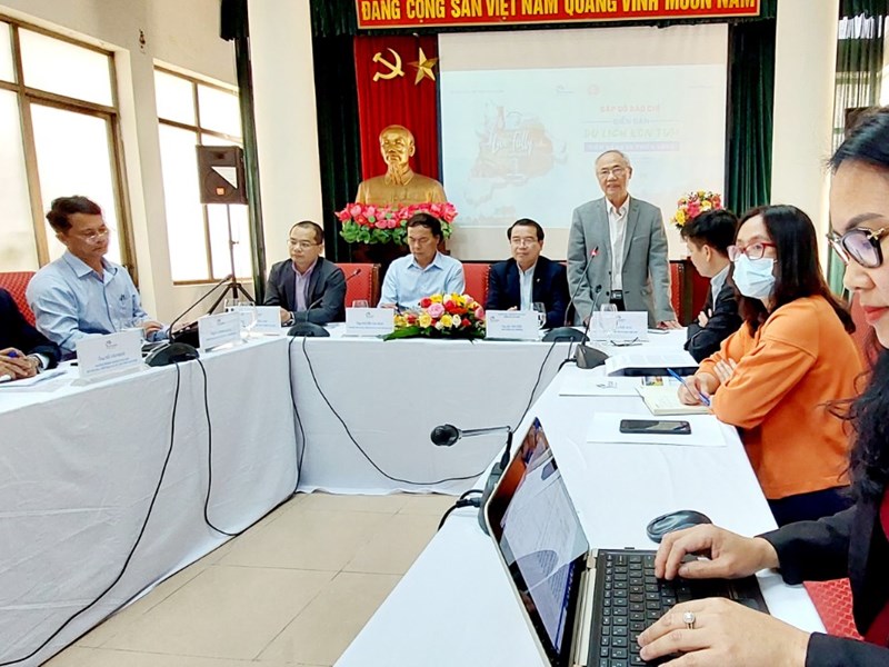 Diễn đàn “Du lịch Kon Tum - Tiềm năng và triển vọng” - Anh 1