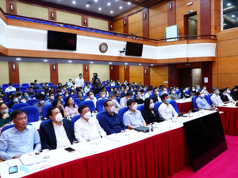 Tạo ra bước chuyển biến mới có tính đột phá vùng đất “chín Rồng” - Anh 4