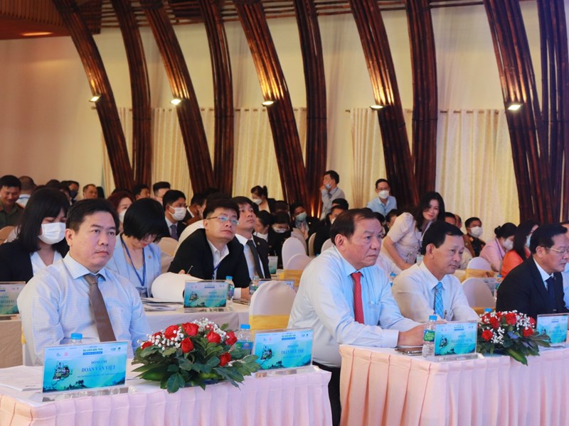 Bộ trưởng Nguyễn Văn Hùng: Các doanh nghiệp du lịch hãy đến với Kon Tum để viết nên thành công của chính mình - Anh 2