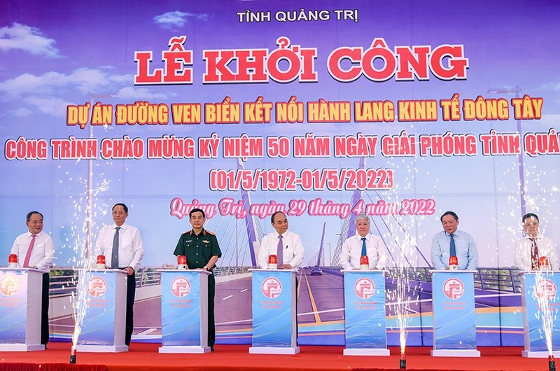 Chủ tịch nước phát lệnh khởi công Dự án đường ven biển kết nối Hành lang kinh tế Đông Tây - Anh 1