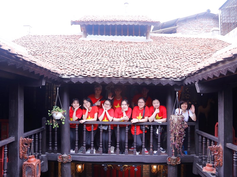 Hành trình độc đáo “Dấu chân làng cổ Bát Tràng” - Anh 7