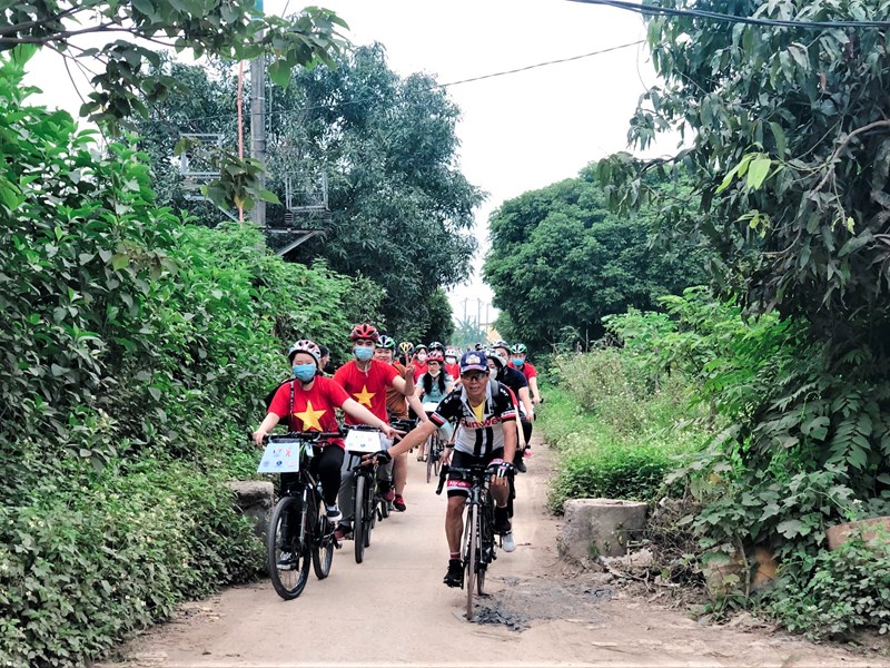 Hành trình độc đáo “Dấu chân làng cổ Bát Tràng” - Anh 1