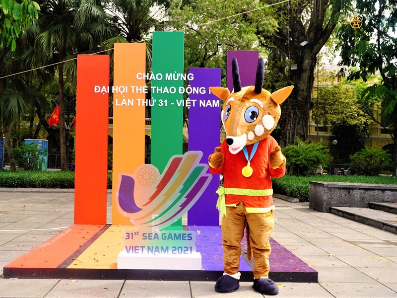 Quảng bá du lịch Hà Nội có logo SEA Games 31 trên CNN - Anh 1