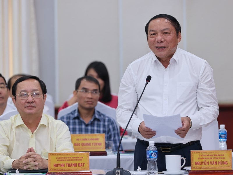 Thủ tướng: Bình Thuận cần chuyển đổi mạnh mẽ tư duy phát triển kinh tế, đảm bảo hài hoà với phát triển văn hóa, xã hội - Anh 2