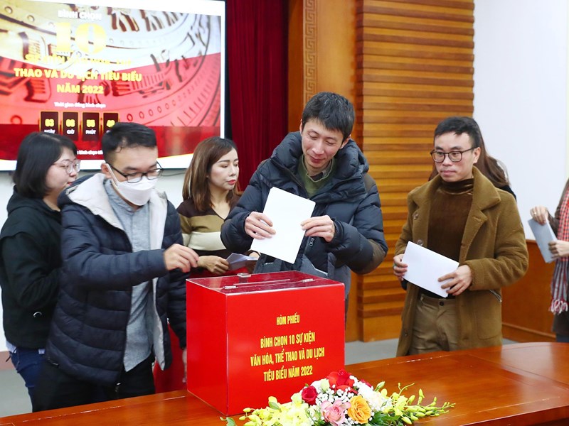 Khởi động bình chọn 10 sự kiện văn hóa, thể thao và du lịch tiêu biểu năm 2022 - Anh 10