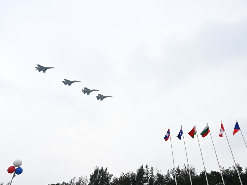 Thủ tướng: Triển lãm Quốc phòng quốc tế 2022 là dịp để chia sẻ văn hóa, nghệ thuật, giới thiệu đất nước, con người  Việt Nam - Anh 10
