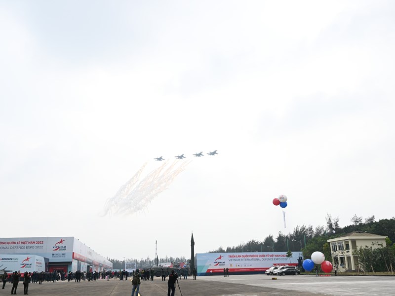 Thủ tướng: Triển lãm Quốc phòng quốc tế 2022 là dịp để chia sẻ văn hóa, nghệ thuật, giới thiệu đất nước, con người  Việt Nam - Anh 9