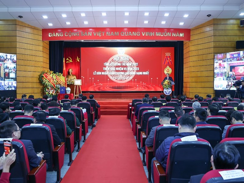 Thủ tướng: Tăng cường truyền thông chính sách, tập trung thúc đẩy kinh tế số - Anh 3