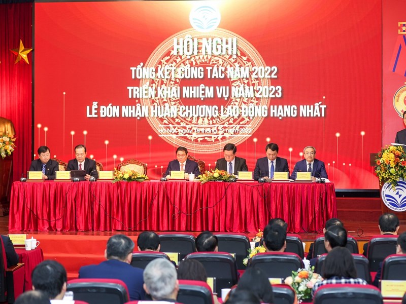 Thủ tướng: Tăng cường truyền thông chính sách, tập trung thúc đẩy kinh tế số - Anh 2
