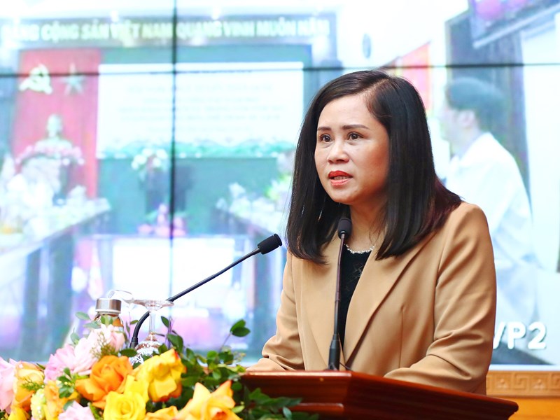 Bộ trưởng Nguyễn Văn Hùng: Phải xây dựng môi trường văn hoá ngay trong chính cơ quan, đơn vị, tổ chức của mình - Anh 3