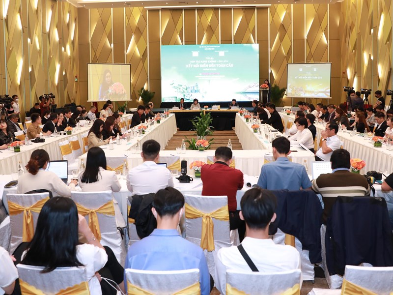 "Hợp tác hàng không - du lịch: Kết nối điểm đến toàn cầu": Hội thảo đầu tiên bàn về thu hút du khách quốc tế sau chỉ đạo của Thủ tướng - ảnh 1