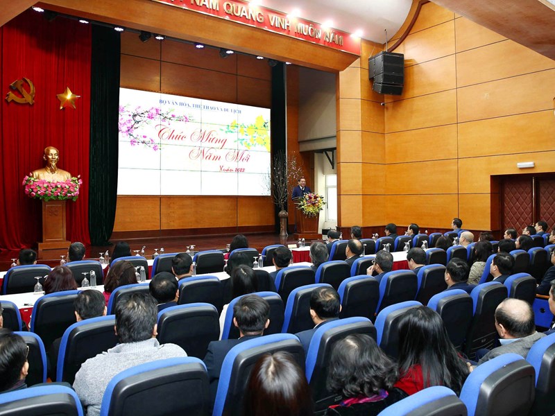 Bộ trưởng Bộ VHTTDL Nguyễn Văn Hùng: Quyết liệt hành động, thực hiện các nhiệm vụ đúng, trúng, kịp thời - Anh 3