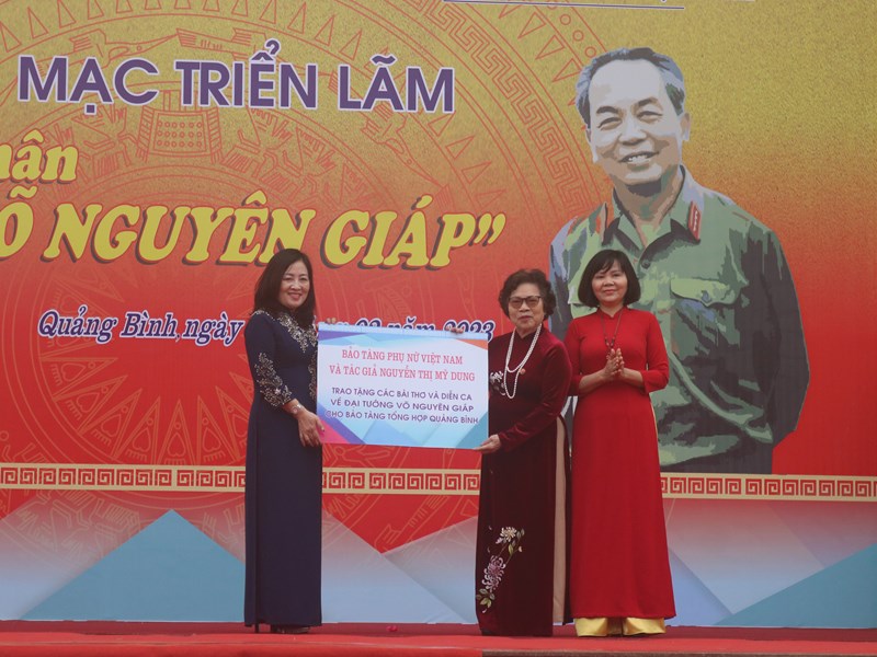 Triển lãm “Theo dấu chân Đại tướng Võ Nguyên Giáp” tại Quảng Bình - Anh 2
