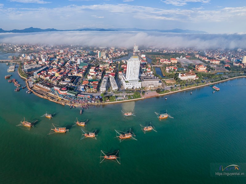 Phong Nha là điểm đến thân thiện nhất Việt Nam năm 2023 - Anh 2
