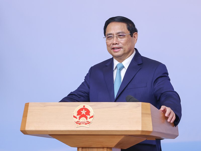 Thủ tướng: Trách nhiệm phát triển du lịch nhanh, bền vững là của cả hệ thống chính trị, không phải của riêng ai - Anh 1