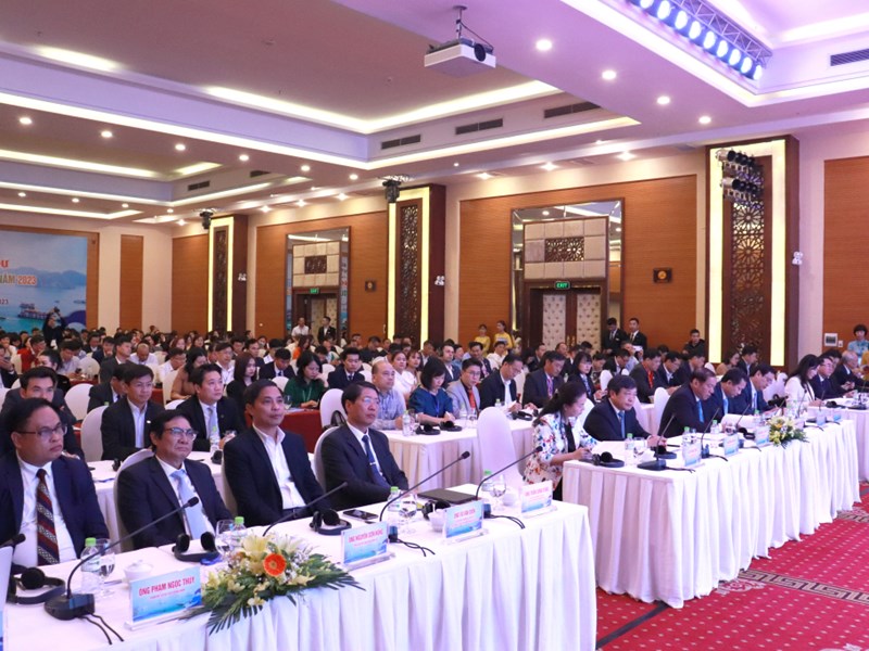 Quảng Ninh xây dựng sản phẩm du lịch trên cơ sở khai thác lợi thế tài nguyên di sản văn hoá - Anh 3