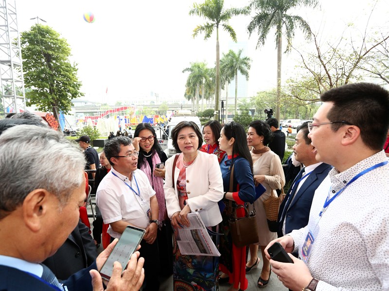 Báo chí phải thay đổi tư duy và cách làm, đẩy nhanh chuyển đổi số - Anh 9