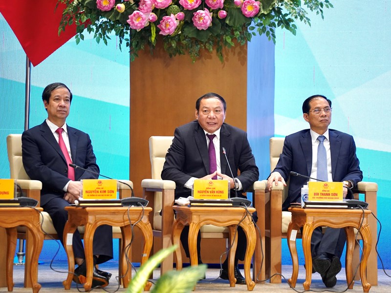 Thủ tướng: Phát huy hơn nữa vai trò của tuổi trẻ để phát triển văn hóa - Anh 3