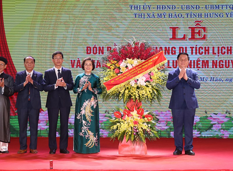 Lễ đón Bằng xếp hạng Di tích lịch sử quốc gia và khánh thành Khu lưu niệm Nguyễn Thiện Thuật - Anh 1