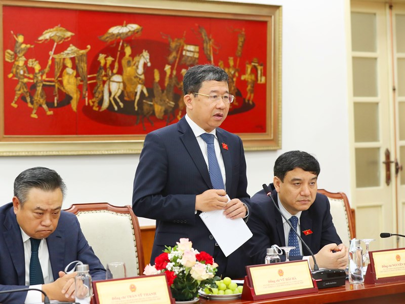 Chủ tịch Quốc hội Vương Đình Huệ: Tiếp tục làm rõ vị trí, vai trò của văn hoá đối với sự phát triển bền vững của đất nước - Anh 5