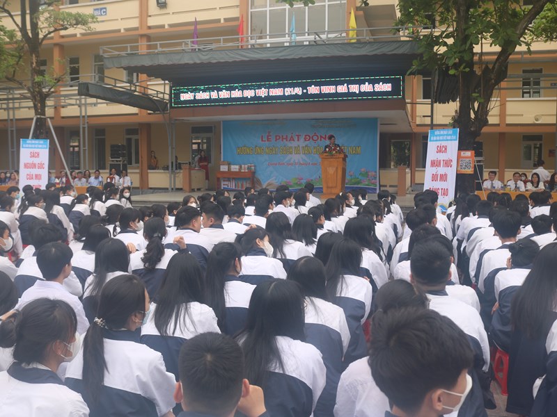 Quảng Bình: Xây dựng thói quen đọc sách trong cộng đồng - Anh 1